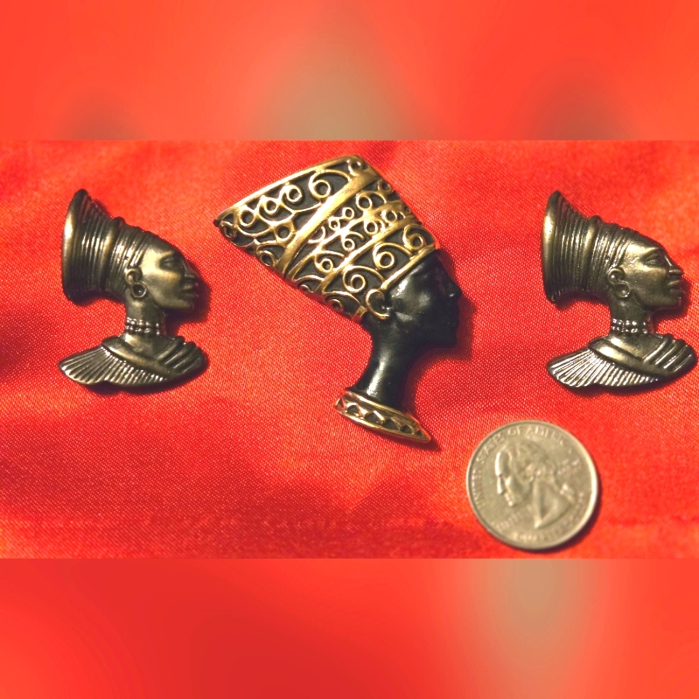 3 Small Metal Queen Nefertiti Lapel Pins